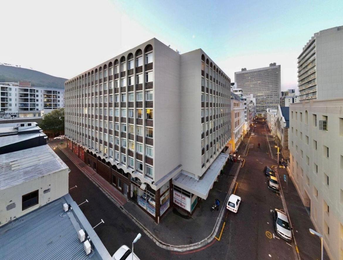 Live, Explore & Entertain In The City!