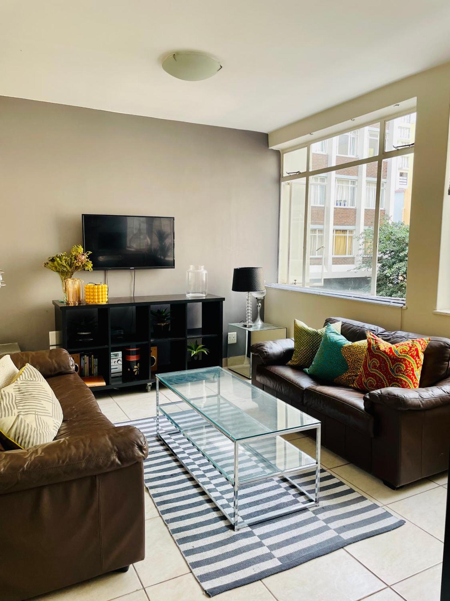 Live, Explore & Entertain In The City! Apartment *